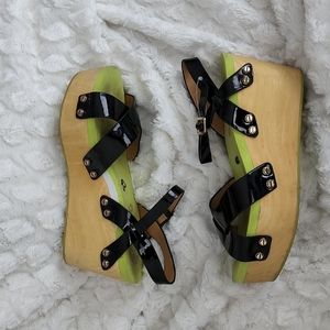 Flogg Black Faux Patent Leather Wood Platform Sandles